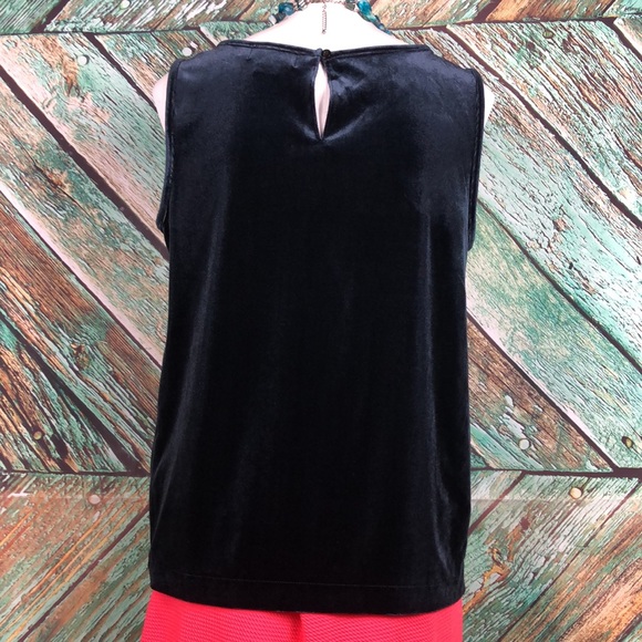 C2 - Vinyard Vines Tank Top - S - Picture 4 of 7